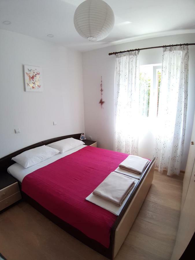Apartment Butterfly Split - For Rest And Relaxation Екстер'єр фото
