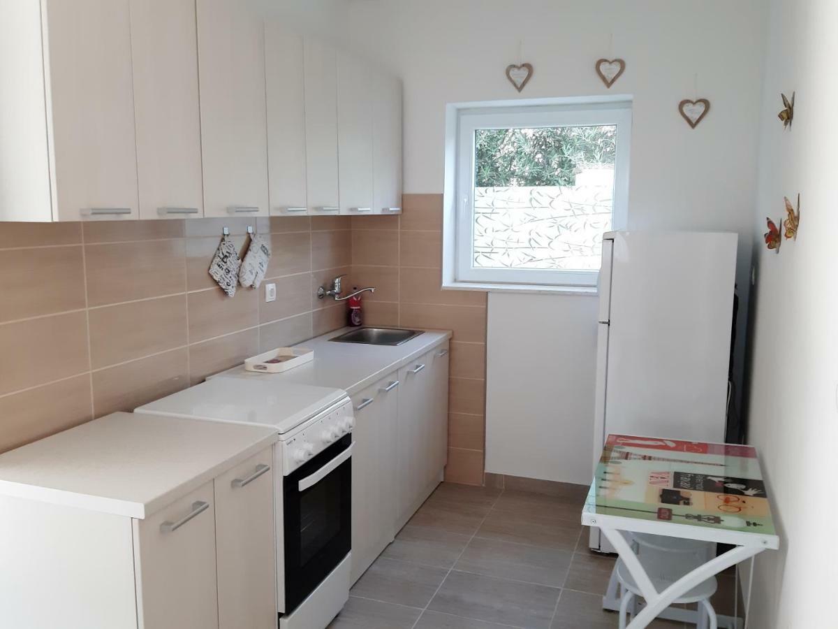 Apartment Butterfly Split - For Rest And Relaxation Екстер'єр фото