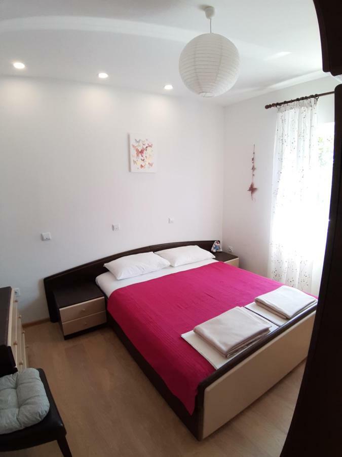 Apartment Butterfly Split - For Rest And Relaxation Екстер'єр фото